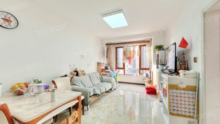 高铁新干线 2室1厅 南-客厅