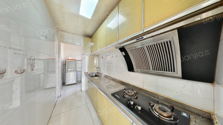 鸿坤理想湾 高铁东站 精装 南北通透二居 东户 高层-厨房