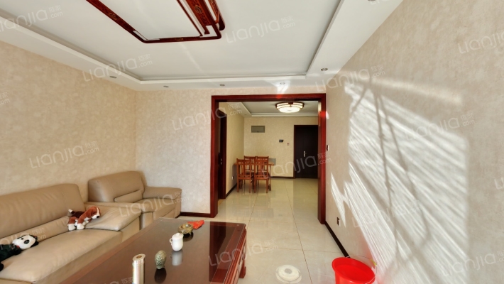 御景园精装修未住两居室，中间楼层，房本满二-客厅