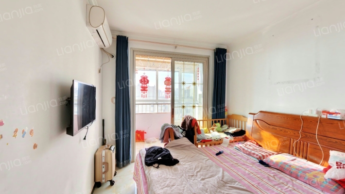 开发区名流美域全南两居自住装修-卧室B