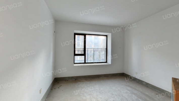 南北通透 双露台 满五 看房方便 不临街-卧室C