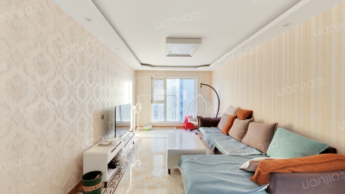 南北通透三居 满二 精装修 高楼层 看房方便-客厅