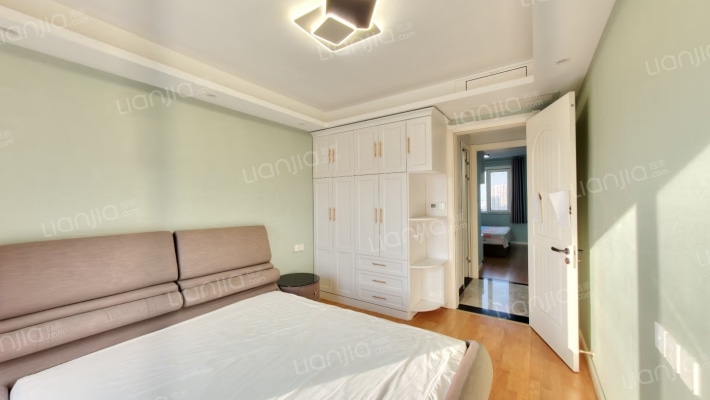 大金全屋空调 楼位好 采光足 狮子城北区南北通透三居-卧室C