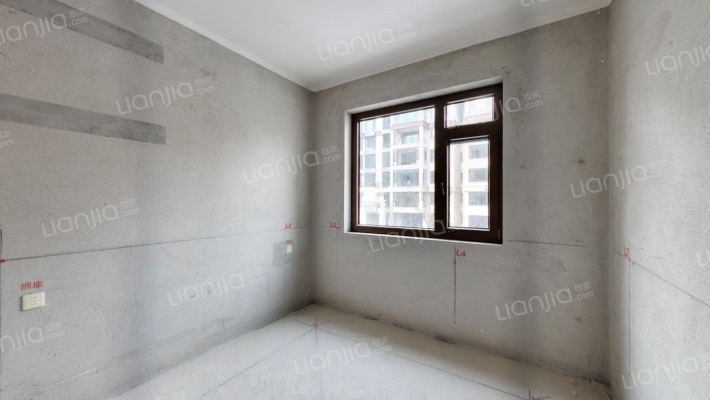 凤麟府169＋30平好楼层价格可谈-卧室C