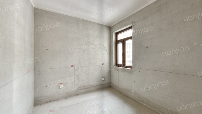 凤麟府169＋30平好楼层价格可谈-卧室B