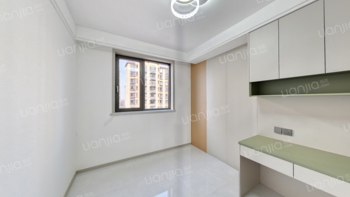 一梯两户电梯洋房南北通透三居室，品牌装修，品牌家电-卧室A