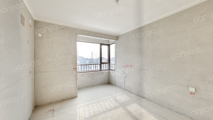 园林洋房社区 南北通透三居双卫 毛坯 看房方便-卧室B