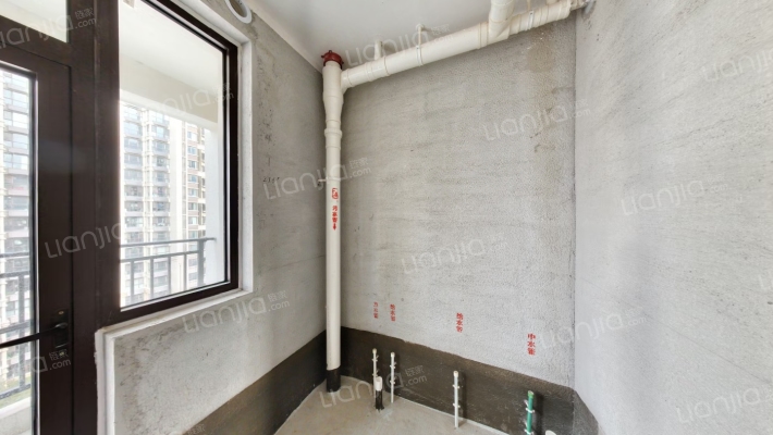 园林洋房社区 南北通透三居双卫 毛坯 看房方便-卫生间A