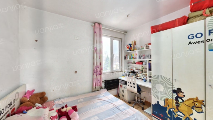 中高楼层，格局合理有装修拎包入住，-卧室B