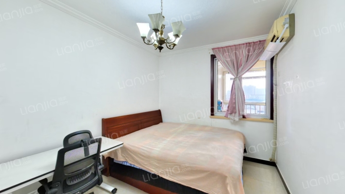 带装修拎包入住，户型方正，房本满五，正规一居-卧室