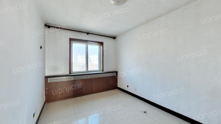 房主急售！德信公园旁南北通透大两居 集中供暖-卧室A