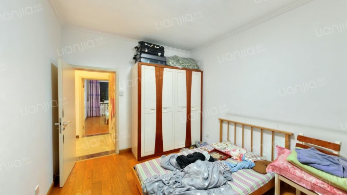 范阳路单位房大平层中间楼层业主急售-卧室A