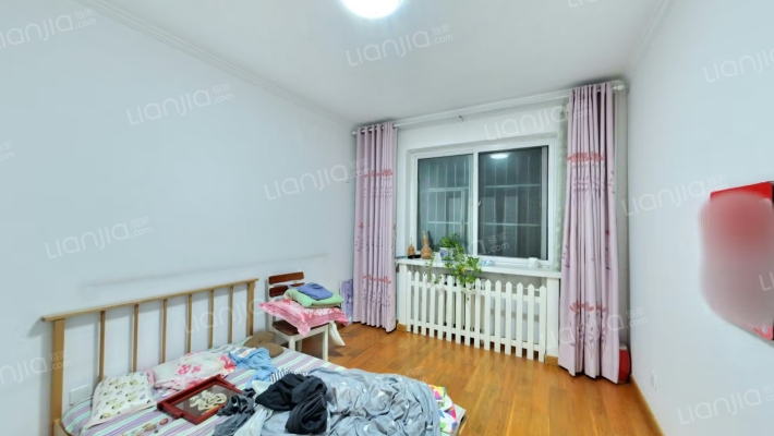 范阳路单位房大平层中间楼层业主急售-卧室A