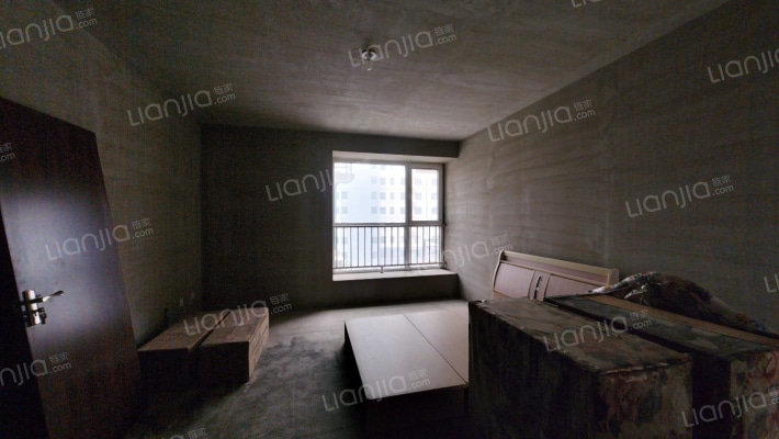 联合七号院东院   南北通透大三居  毛坯满二-客厅