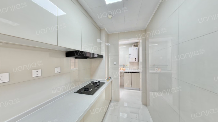 此房满二税少 中高楼层 全天采光无遮挡 精装未住-厨房