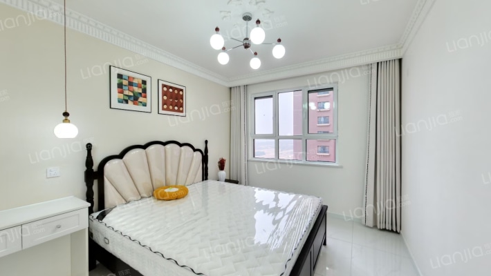 精装修 中楼层 满二 拎包入住 未住 看房方便-卧室A