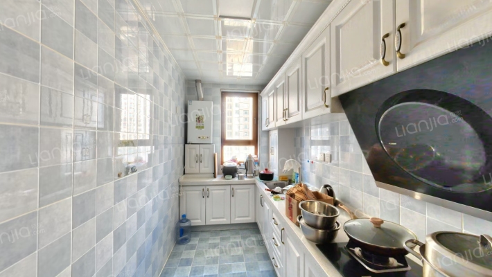 高铁新干线，好位置双卫大户型，老板推荐户型-厨房