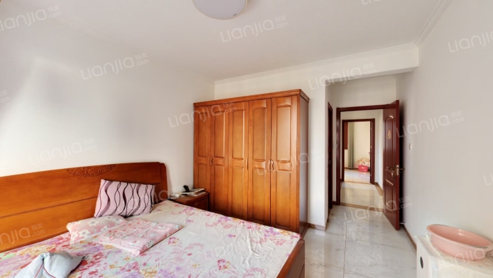 高铁新干线，好位置双卫大户型，老板推荐户型-卧室A