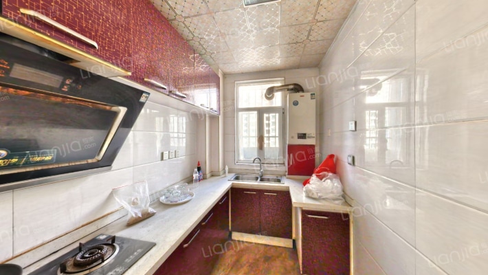 联合小区七号院，小区环境好，车位充足，停车方便-厨房