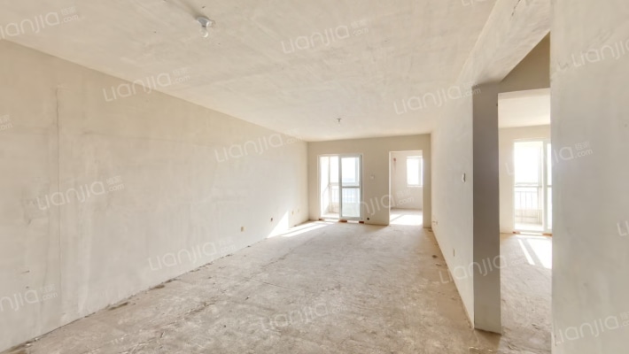 名流一品 全南两居室 范阳主路 电梯房 中间楼层采光好-客厅