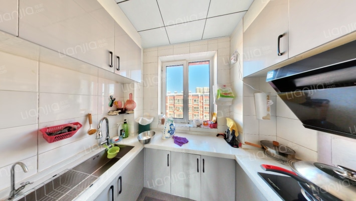 二康南 建设路上 精装修  南北通透 两居-厨房