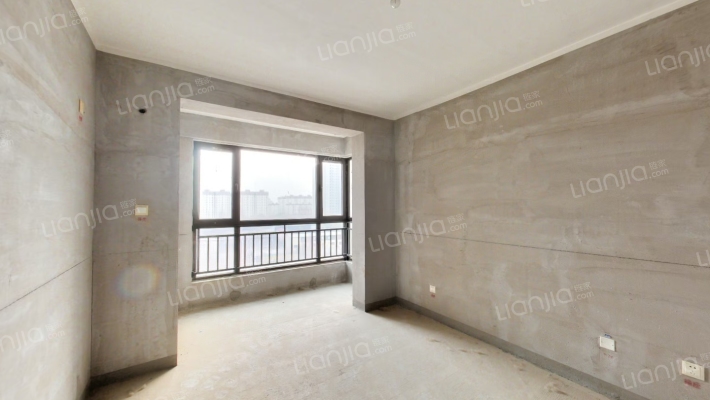 天伦湾一期   毛坯三居   诚意出售。-卧室C