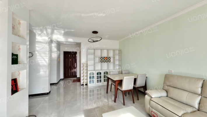 华阳路东段 交通便捷，免费停车，-客厅