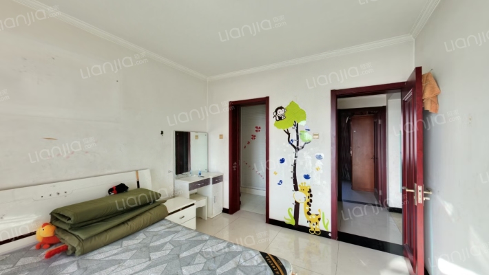 宏远景园  南北通透  大三居  房本满五-卧室A