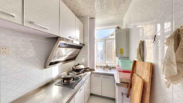 凯旋门朝南两居，房产证满五，带装修-厨房