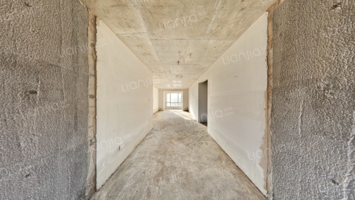 房子是南北通透三居室， 户型好居住舒适-厨房