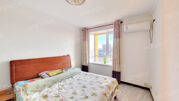 精装三居  房本满二   南北通透-卧室A