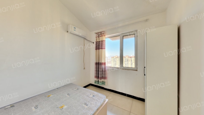 精装南北通透三居室顶层挑高高视野好-卧室B