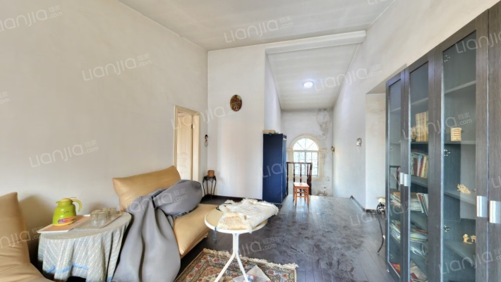 名流丽苑 4室2厅 南 北-客厅B