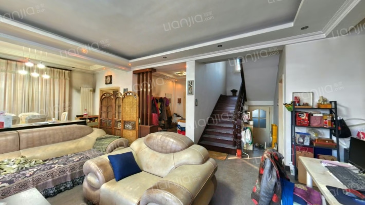 名流丽苑 4室2厅 南 北-客厅A