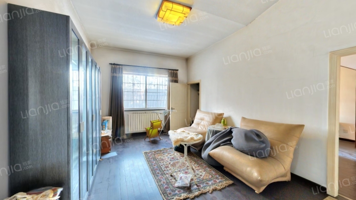 名流丽苑 4室2厅 南 北-客厅B