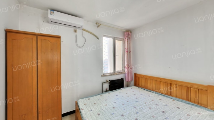 平安D区 中间层 南北通透 三居室 满五唯一-卧室B