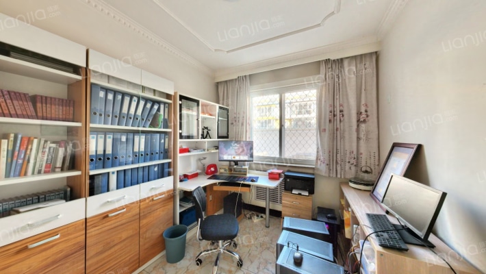 国税局小区大平层精装自住低楼层-卧室B