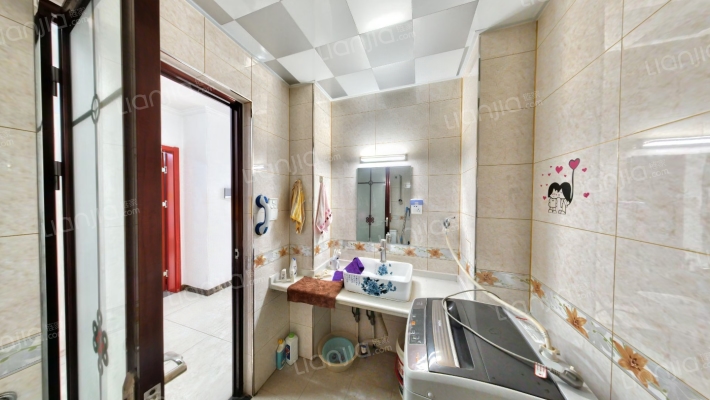 满两年 带装修 诚意卖 有车位 看房随时-卫生间