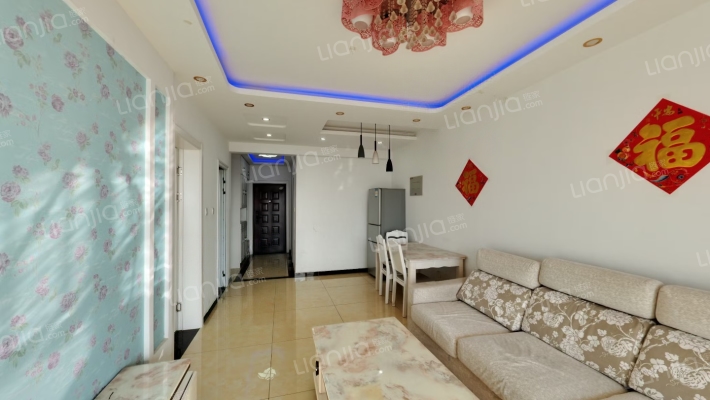 精装修拎包入住  中间楼层无遮挡 视野开阔采光充足-客厅