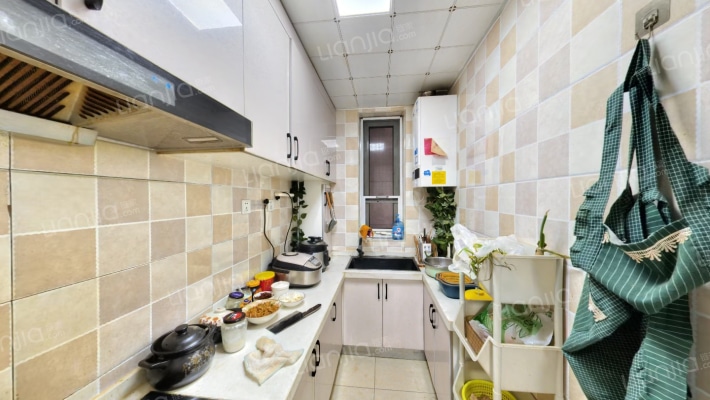 南向的户型，采光好，户型好，视野好-厨房