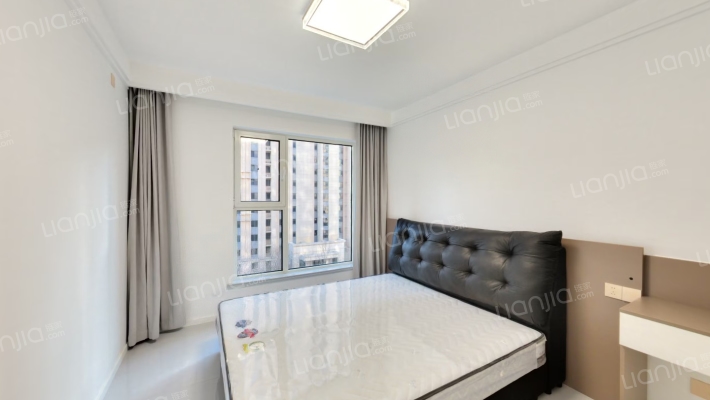 K2狮子城南区 3室1厅 南 北-卧室A