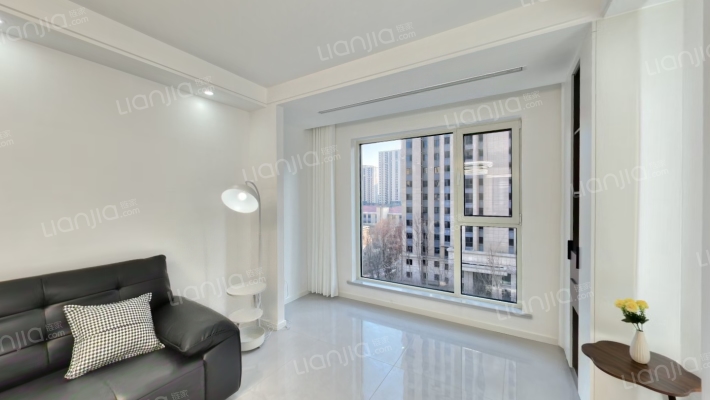 K2狮子城南区 3室1厅 南 北-客厅