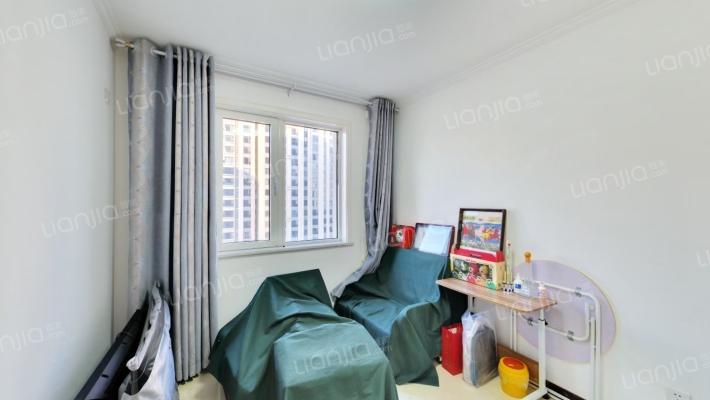 房本满二。业主诚心出售，精装修，-卧室B