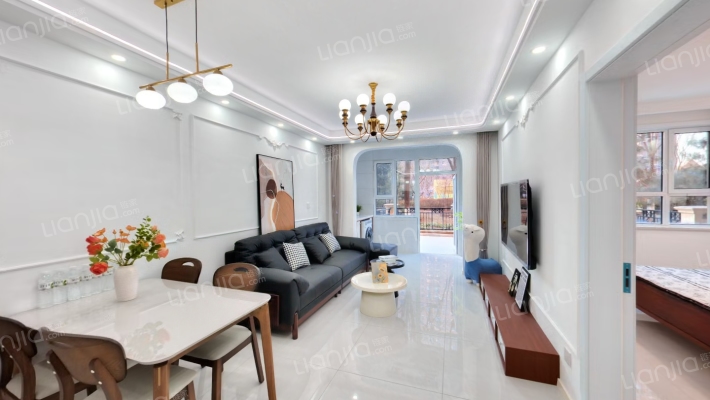 鹏渤印象城牛津花园 2室1厅 南 北-客厅