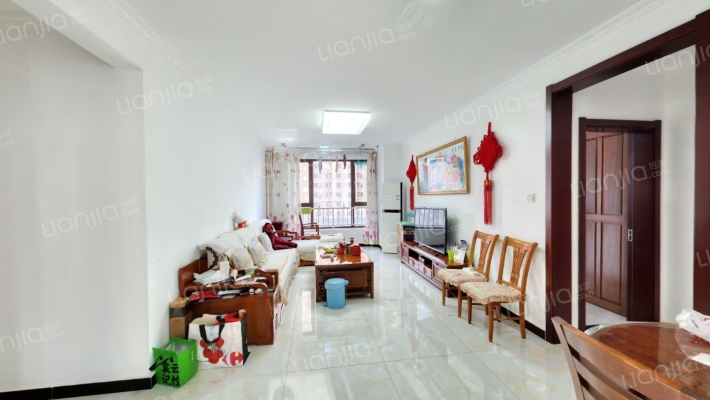 鸿坤 精装大F 中楼层 满五年唯一 无抵押-客厅