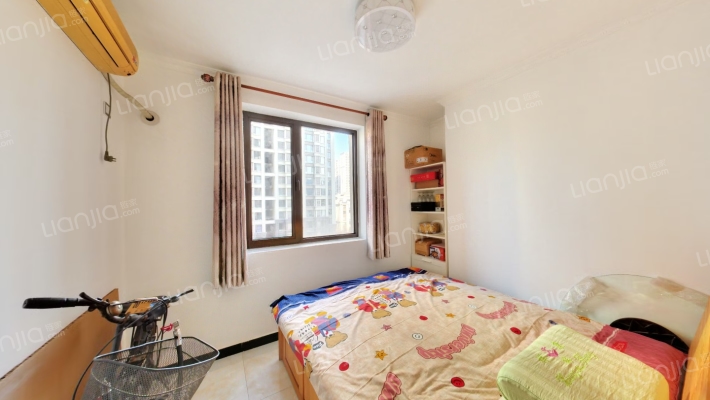 鸿坤 精装大F 中楼层 满五年唯一 无抵押-卧室B