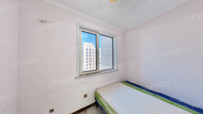 南北通透三居 主卧拐角飘窗 西户 客厅卧室都是落地窗-卧室C