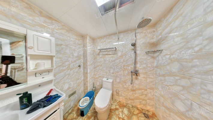 幸福嘉园 2室1厅 南 北-卫生间