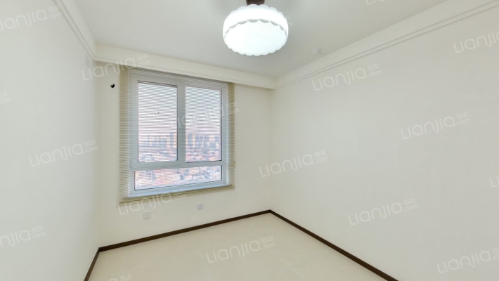 德信公园北侧 视野挺好的 全天采光不遮挡精装修大三居-卧室C