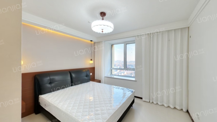 德信公园北侧 视野挺好的 全天采光不遮挡精装修大三居-卧室A